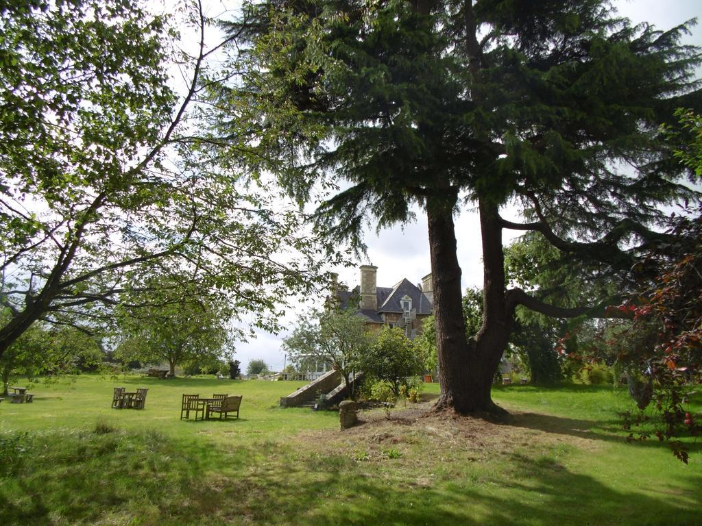 The House Near Bath Woolverton Exterior foto