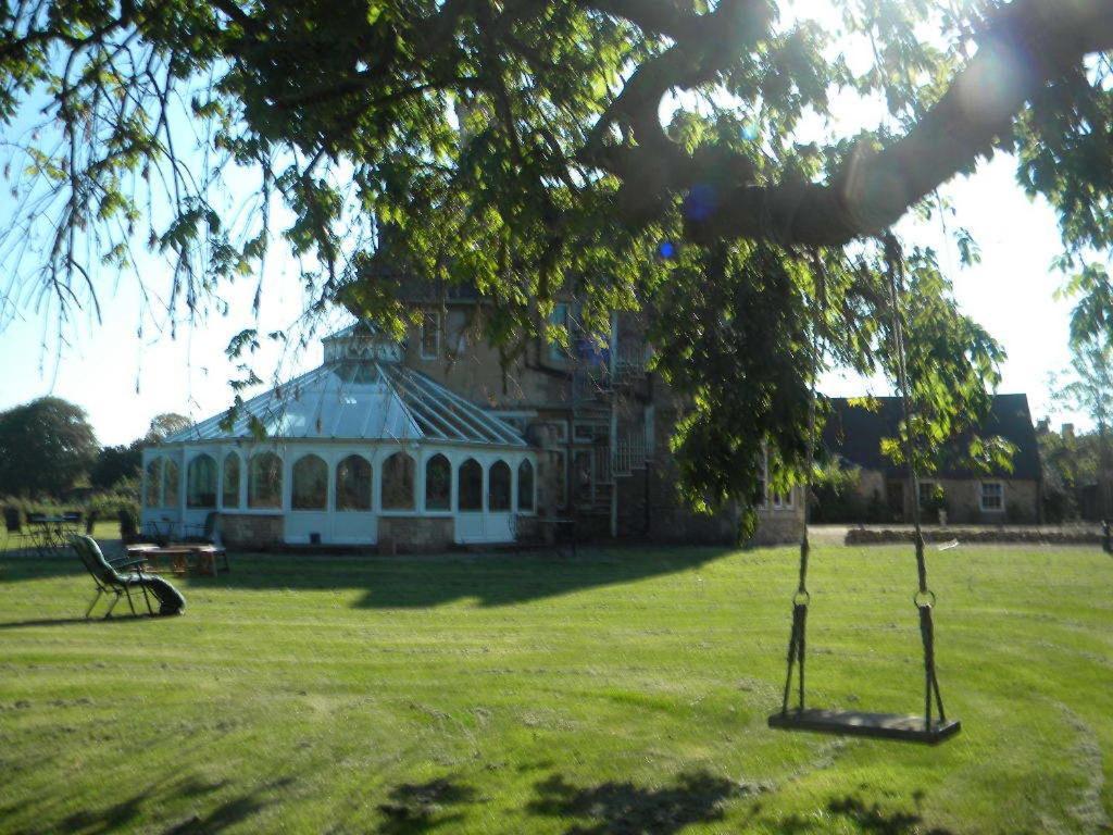 The House Near Bath Woolverton Exterior foto